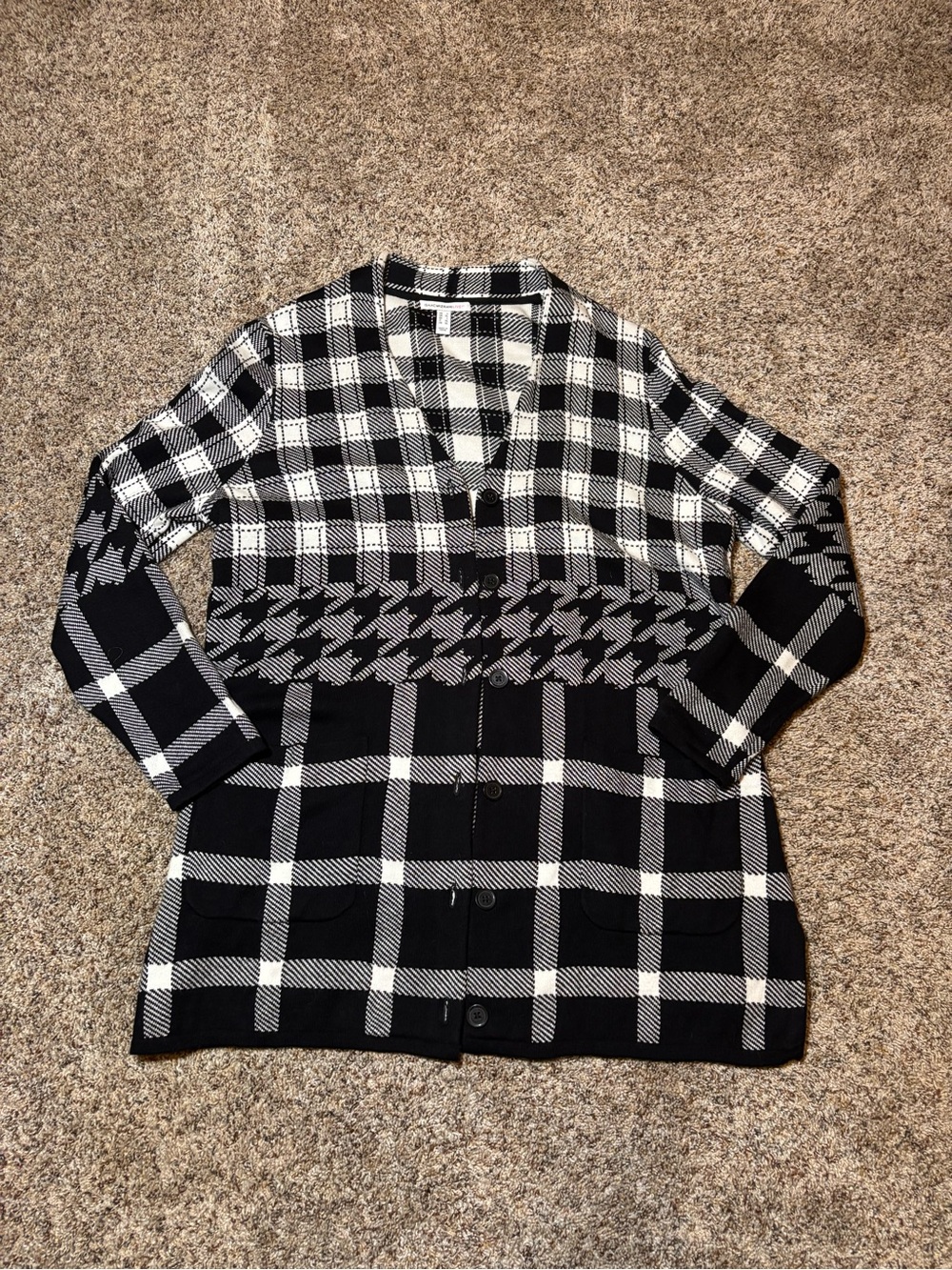330. Isaac Mizrahi Black and White Plaid Mixed-Pattern Button Cardigan, Size L